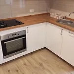 Bungevilia شقة Gruda