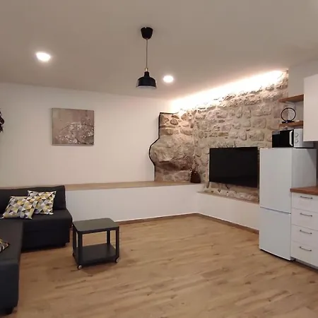 Bungevilia Apartment Gruda