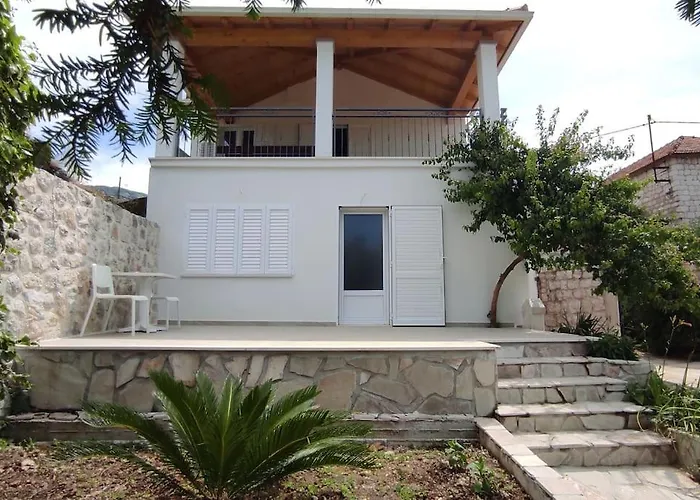 Bungevilia Apartman Gruda